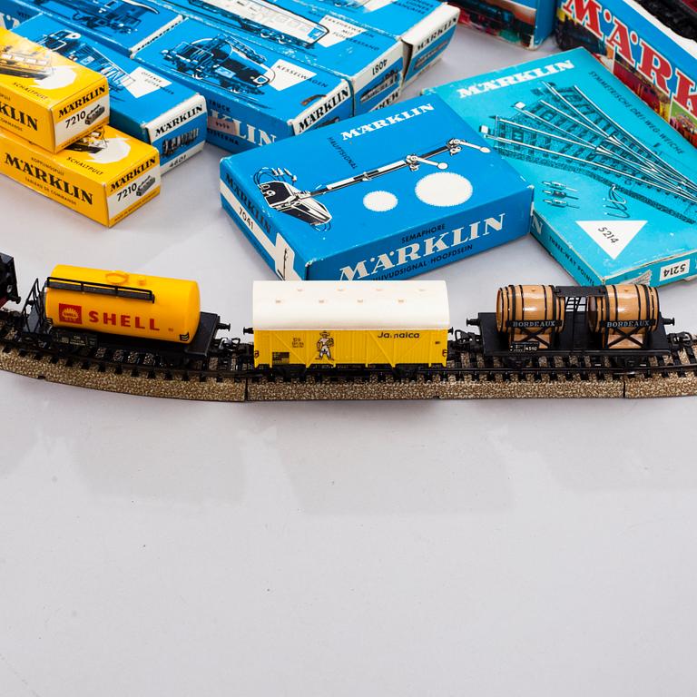 A 44+ piece train set collection, Märklin, Germany, second half of the 20th century.
