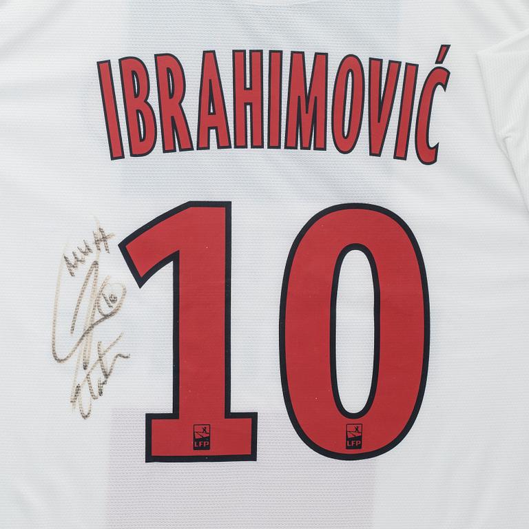 PSG jersey, signed by Zlatan Ibrahimovic.