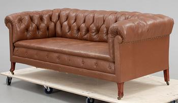 SOFFA, av Chesterfieldmodell, 1920/30-tal.