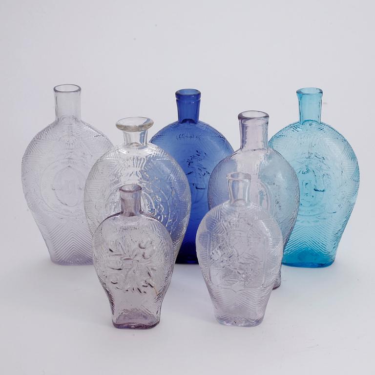 GLASFLASKOR, 7 st, Sverige 1800/1900-tal.