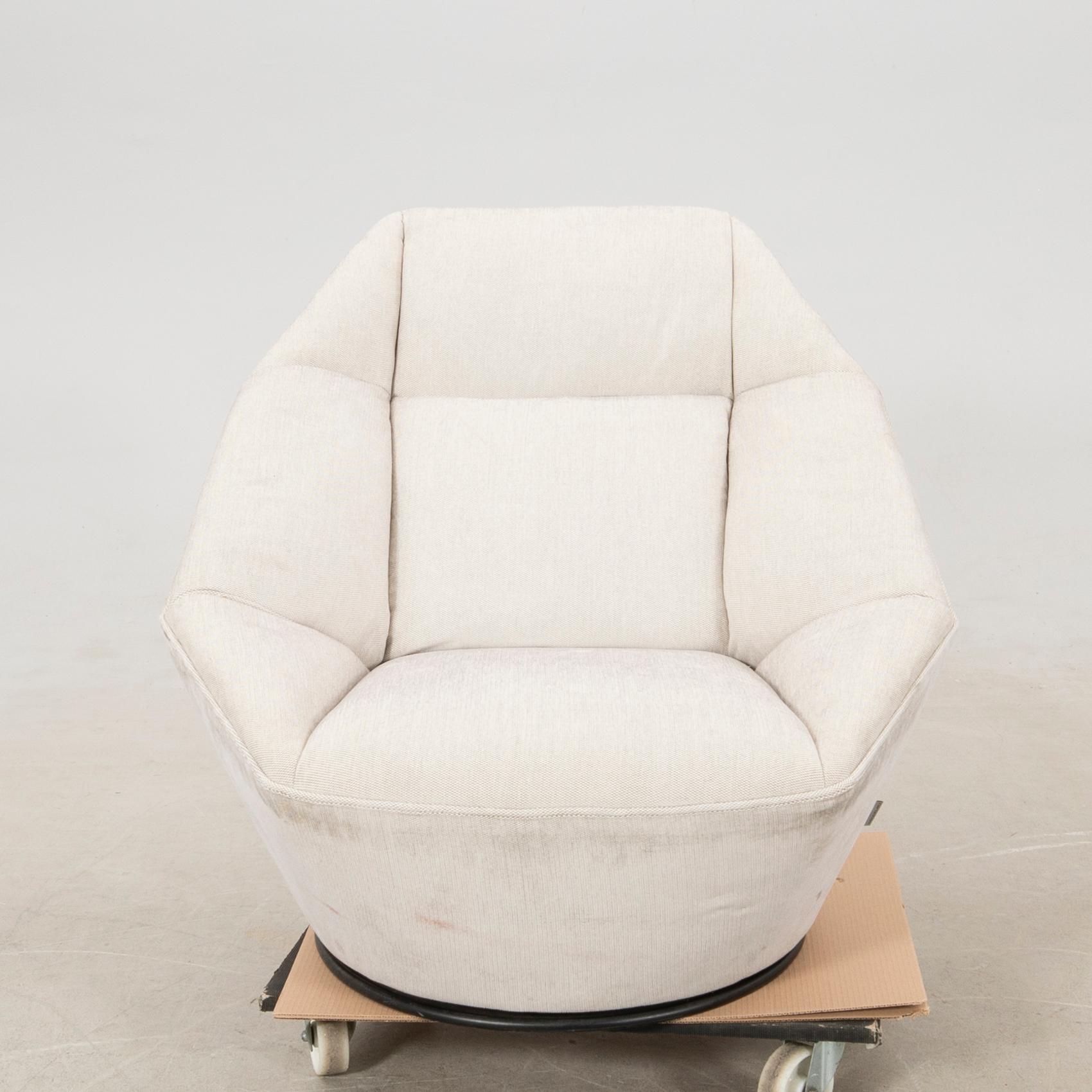 Toan Nguyen fåtölj "Sail" Wendelbo samtida.