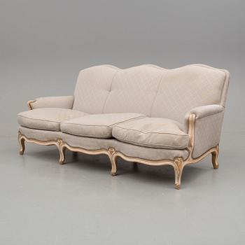 SOFFA, Louis XV-stil, 1900-talets andra hälft.