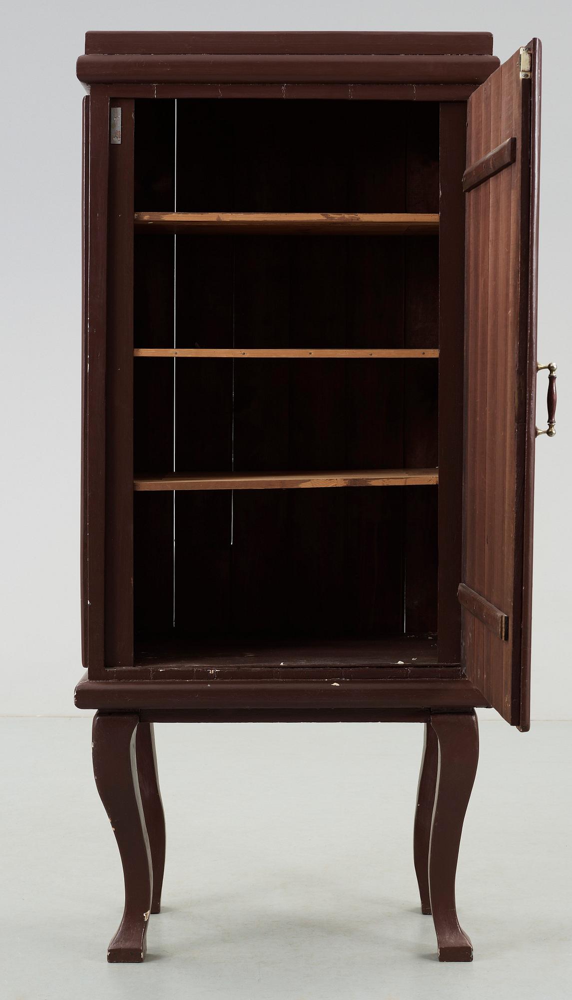 SKÅP, jugend, tillskrivet Ernst Lundström, 1900-talets början.