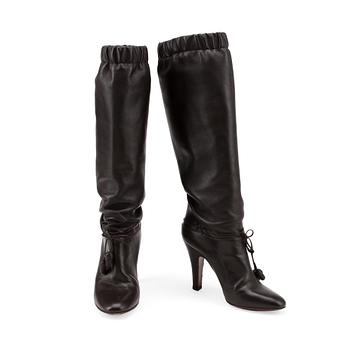 YVES SAINT LAURENT, a pair of black boots.Size 37.