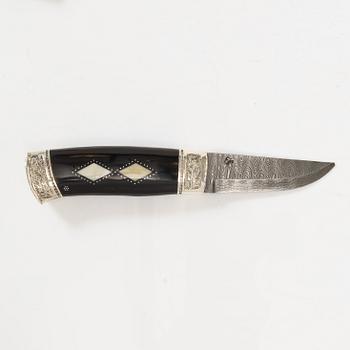 Kniv-Jocke, (Jan Olsson), kife in sheath, signed.
