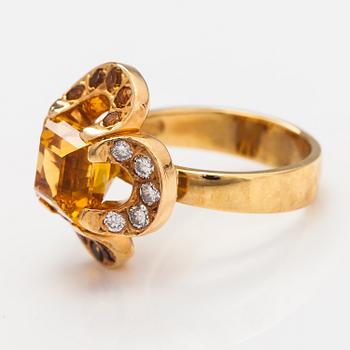 An 18K gold ring "Catherine Jagiellon" with citrines and ca 0.37 ct of diamonds. Ofelia Jewelry, Helsinki 1998.