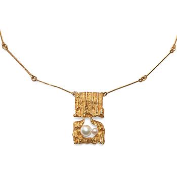 371. LAPPONIA, an 18K gold necklace, probably 1970's.