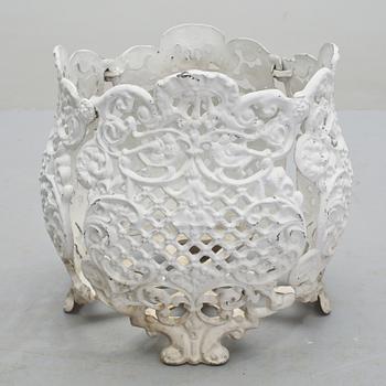 YTTERFODER, 1900-tal.