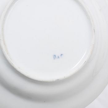 A Bing & Gröndahl part dinner service, Dnemanrk, circa 1900. (44 pieces).