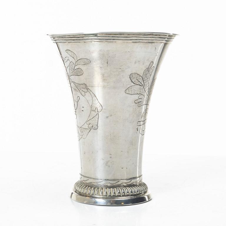 A Swedish silver beaker, mark of Arvid Vernström, Eksjö 1813.