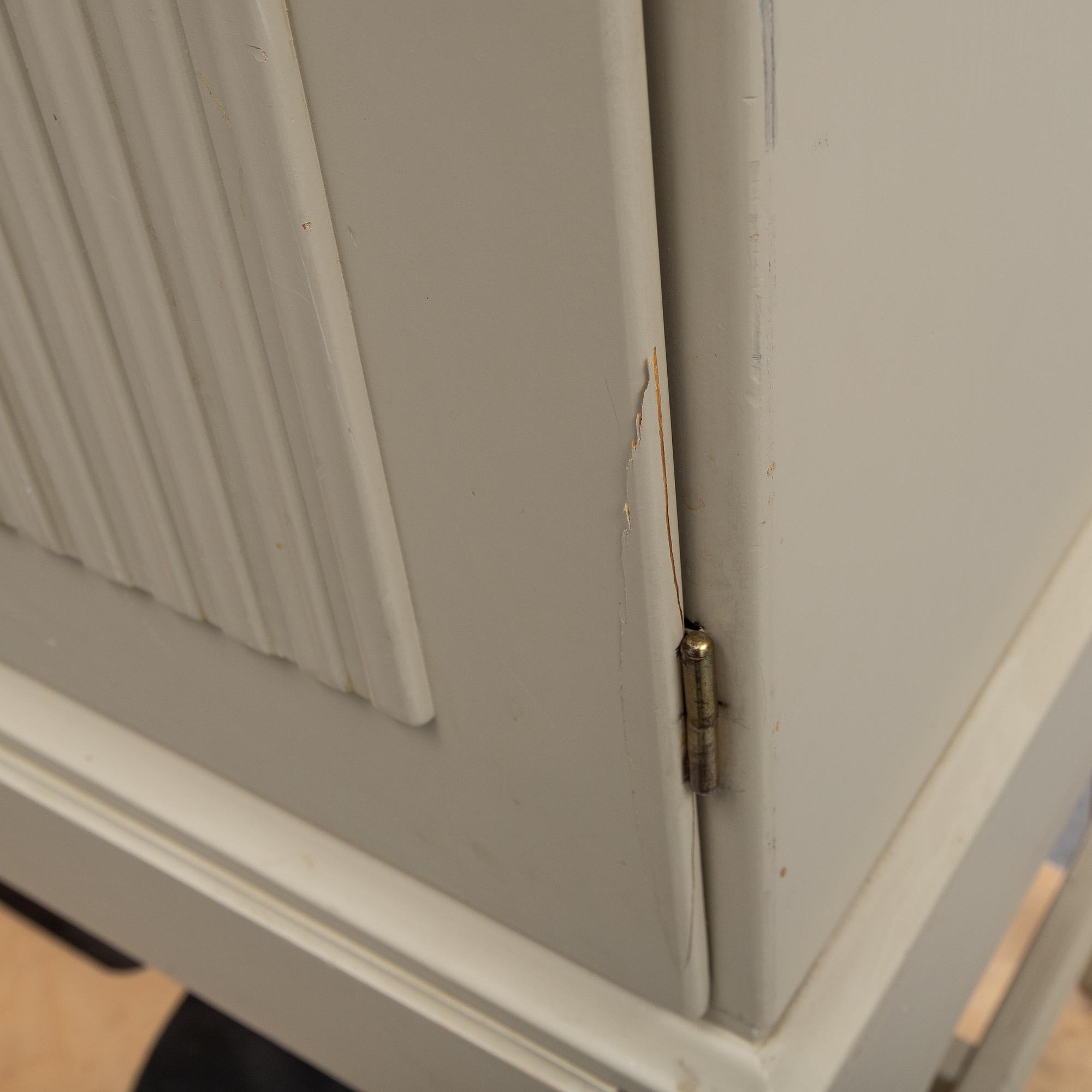 A cabinet, Svensk Fur.