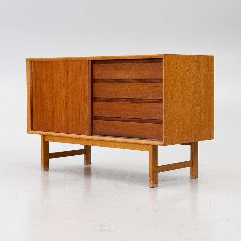 Sideboard, 1900-talets mitt.