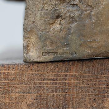 JOHN LUNDQVIST, bronsskulptur, signerad John Lundqvist. Gjutarstämplar E. Pettersson Fud.