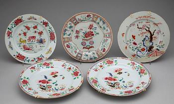 TALLRIKAR, 11 st, olika, porslin, Kina, Qianlong, 1700-tal.