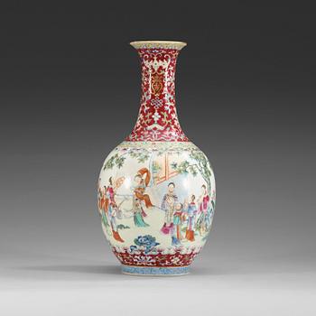 517. A famille rose vase, China, presumably Republic, 20th Century, with Qianlong sealmark.