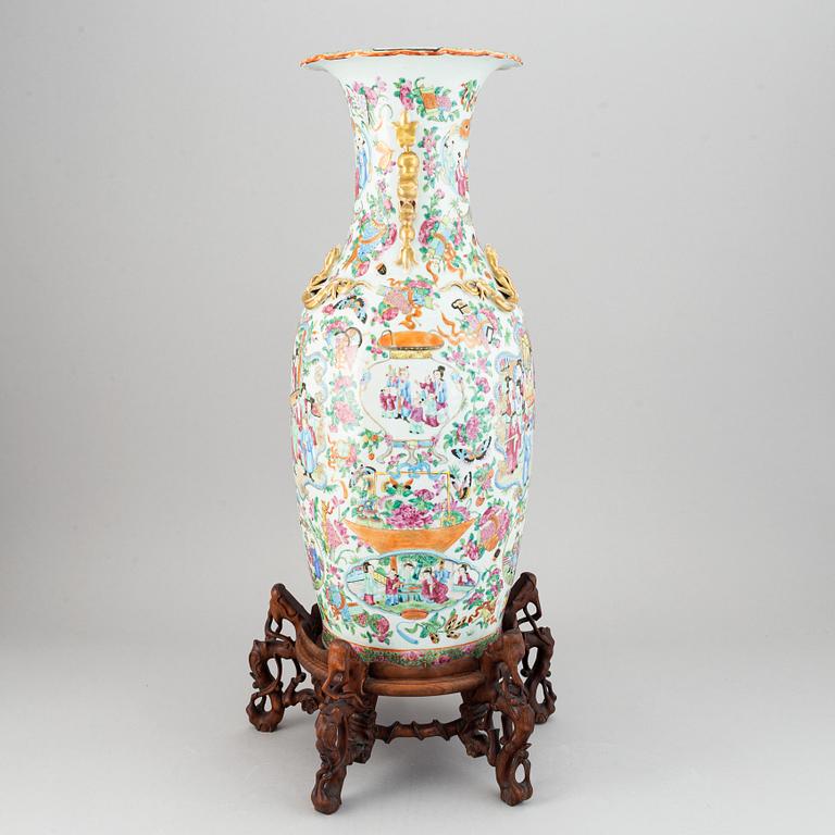 A large famille rose Canton vase, 19th Century.