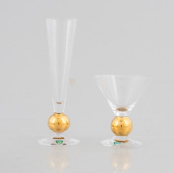 Gunnar Cyrén, champagneglas, 8 st, samt martini/cocktailglas, 8 st, "Nobel", Orrefors.