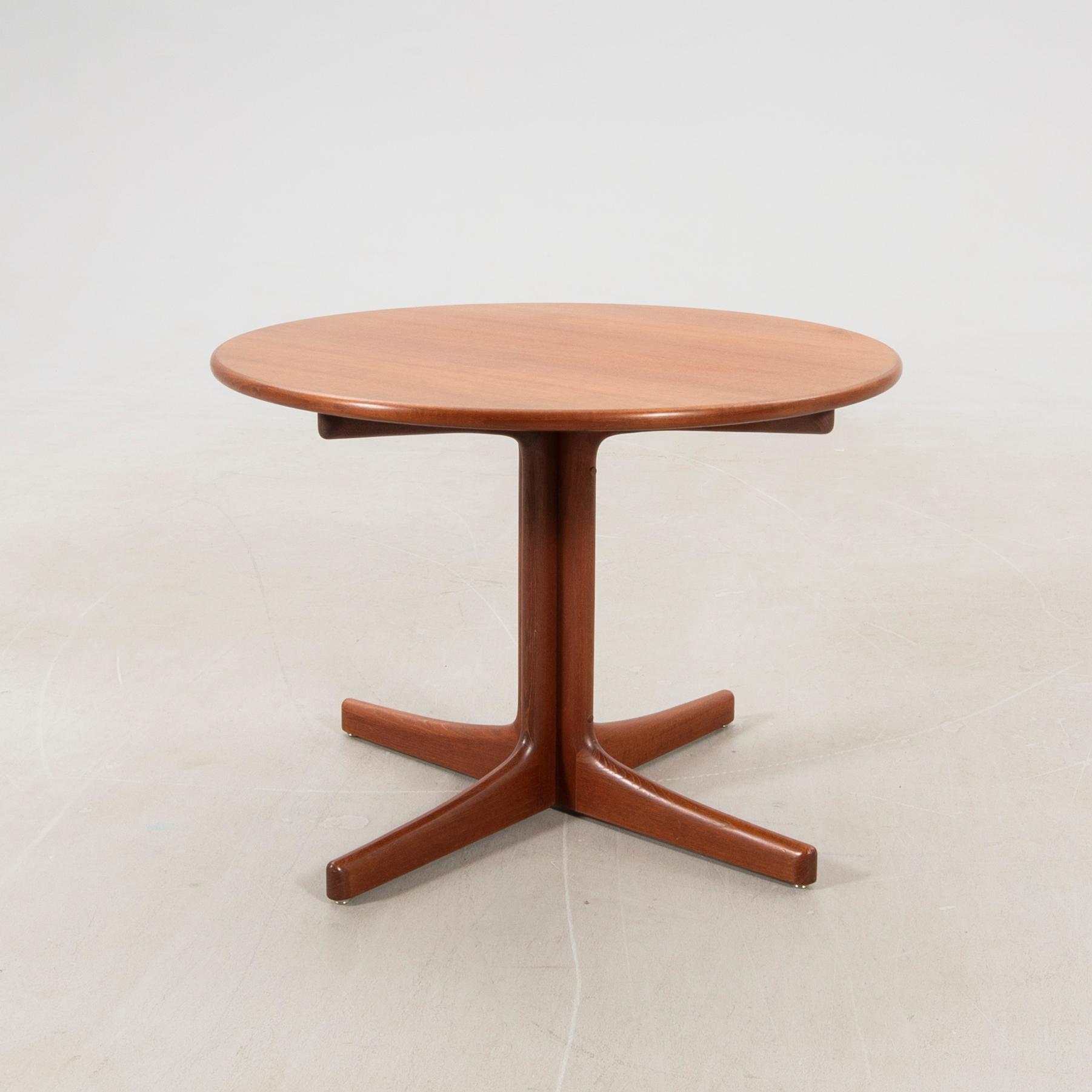 Karl Erik Ekselius, coffee table, JOC, Vetlanda, second half of the 20th century.
