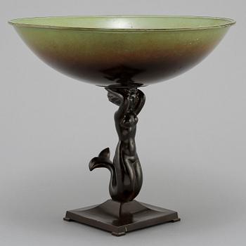 SKÅL PÅ FOT, patinerad brons, Ystad Brons, 1900-tal.