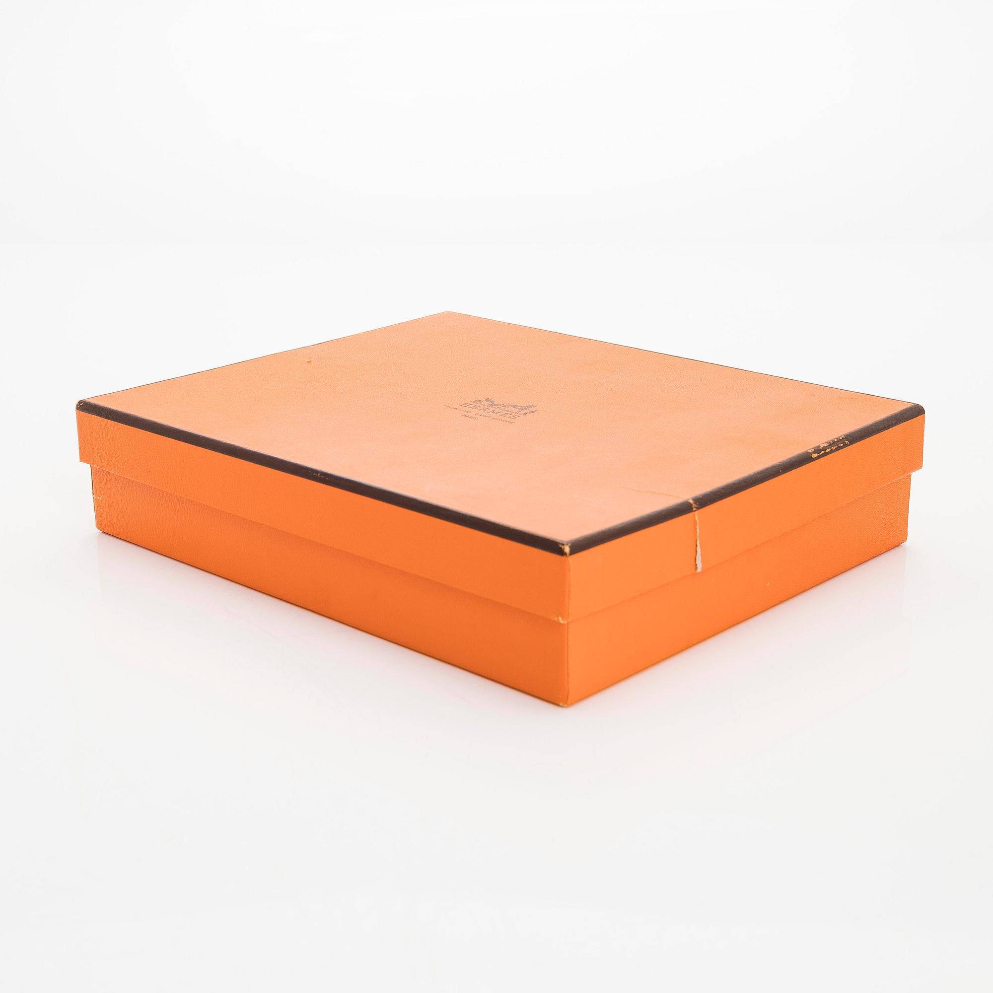 Hermès, a porcelain ashtray, France.