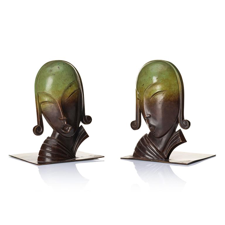 Carl-Einar Borgström, a pair of patinated bronze bookends, Ystad Brons, Sweden, first half of 20th century.