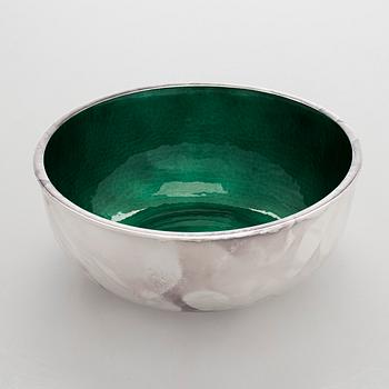 A. Tillander, skål, sterlingsilver och emalj, Åbo 2005.