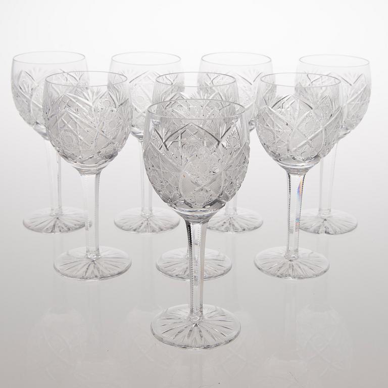 A set of 16 mid 20th century drinking glasses.