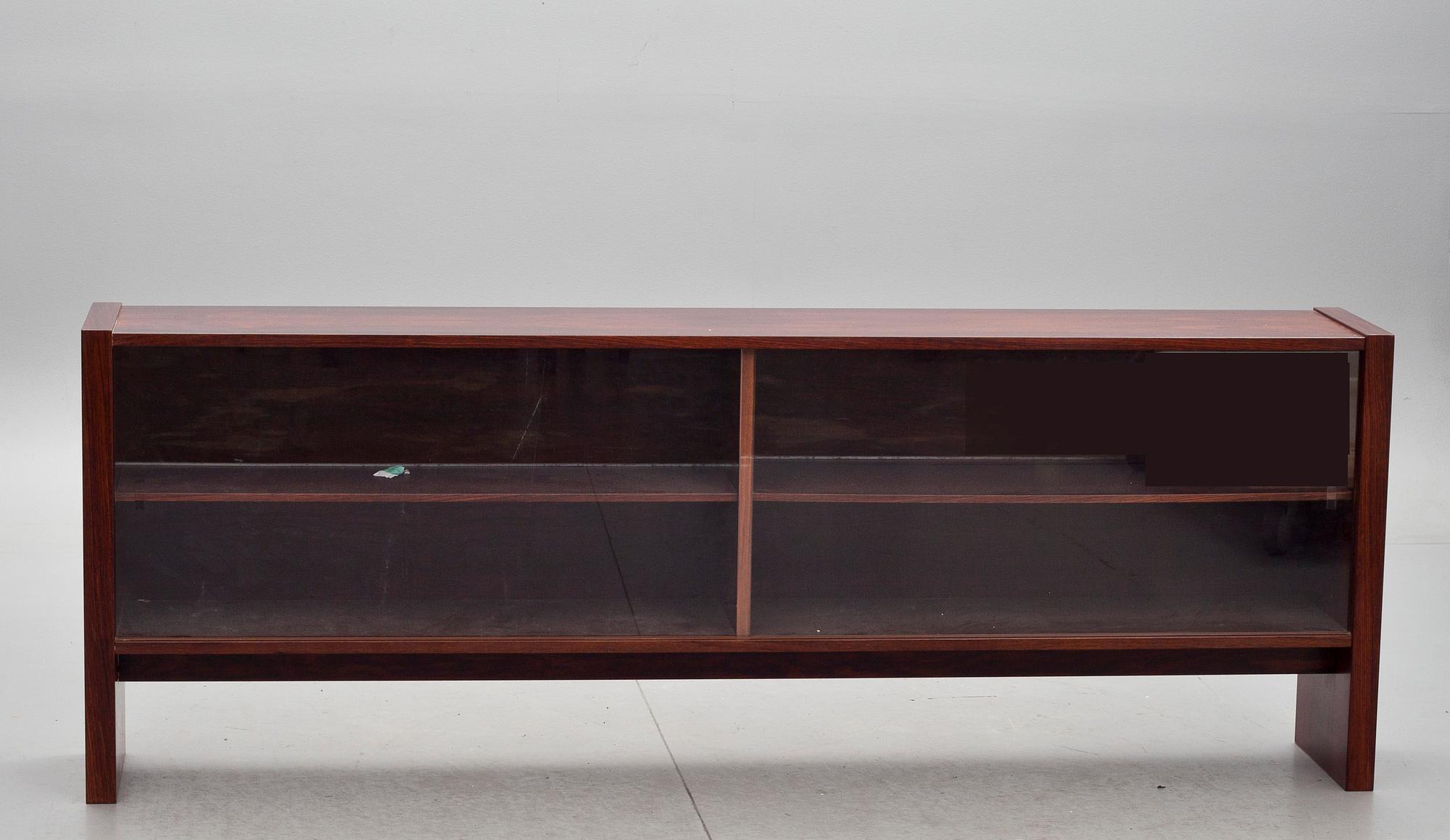 VITRINHYLLA, Danmark. 1900-talets andra hälft.