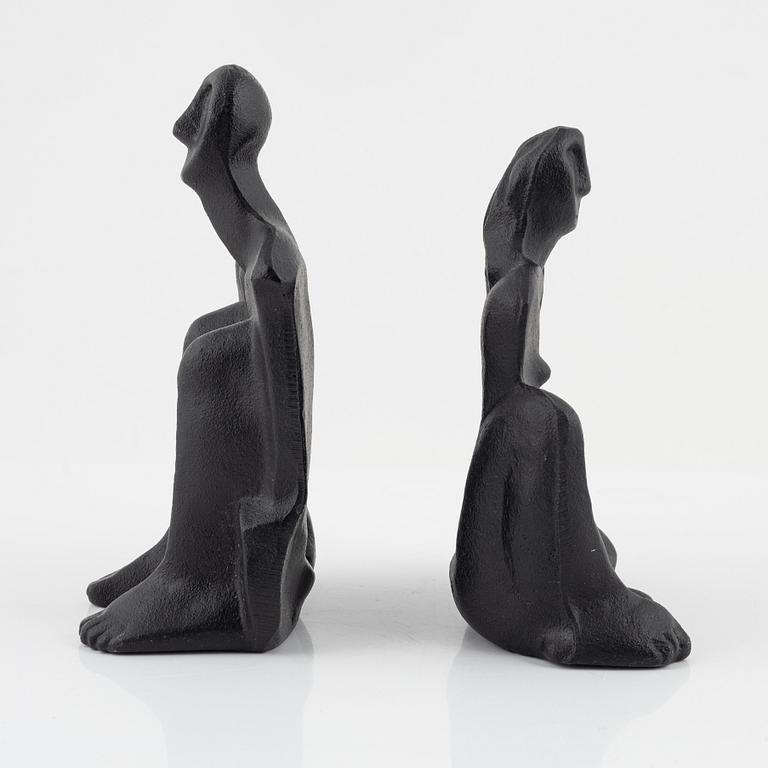 Marita Norin, Marita Norin, skulptur/bokstöd, ett par, monogramsignerade.