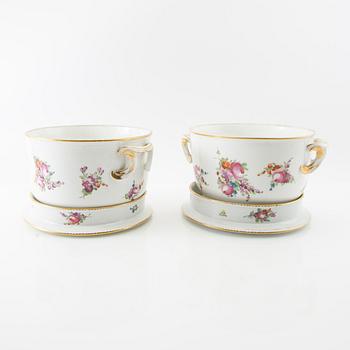 Outer cover a pair with saucers first half of the 20th century porcelain.