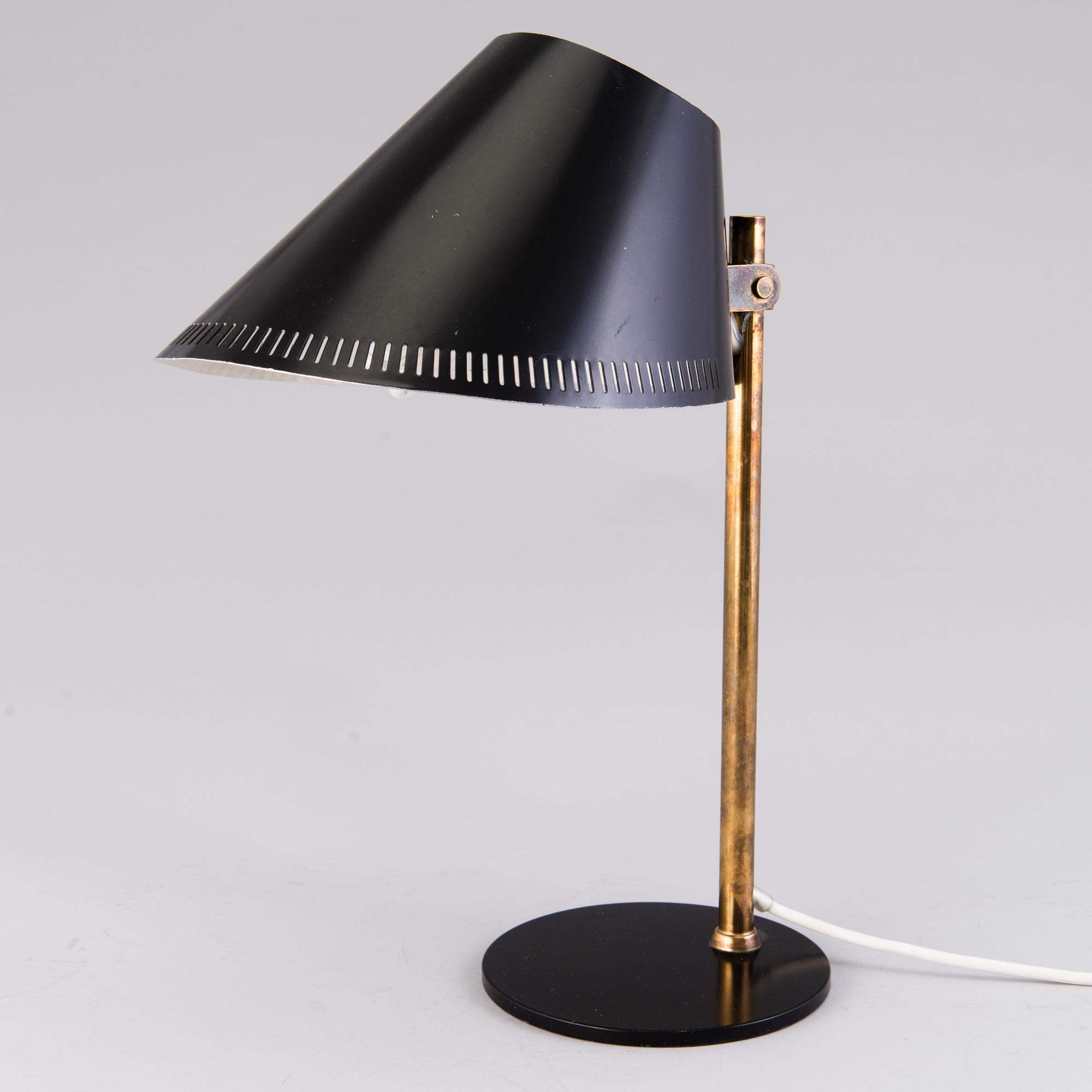 PAAVO TYNELL, BORDSLAMPA, modell 9227, Idman 1960-tal.