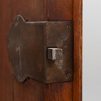 A late Baroque cabinet, first part of the 18th century.
