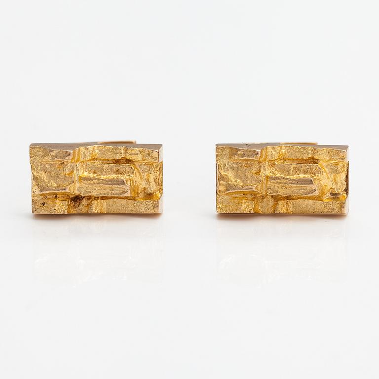 Björn Weckström, A pair of 14K gold cufflinks "Gold rya". Lapponia 1971.