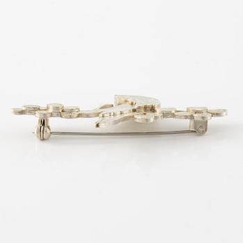 Wiwen Nilsson, a brooch in the form of a bird on a branch, sterling silver, Lund 1969.