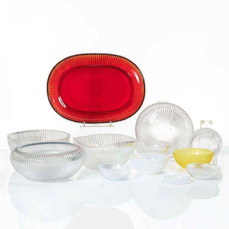 Arthur Percy, a 'Swedish Modern' glass service, "Reffla", Gullaskruf, the model designed in 1952 (110 pieces).