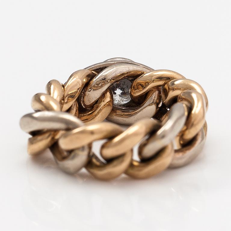 A 14K gold ring with a ca. 1.12 ct diamond. With certificate.