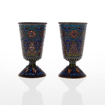 A PAIR OF CUPS, Plique-à-jour enamel and silver, Pavel Ovtchinnikov, Moscow ca 1900.