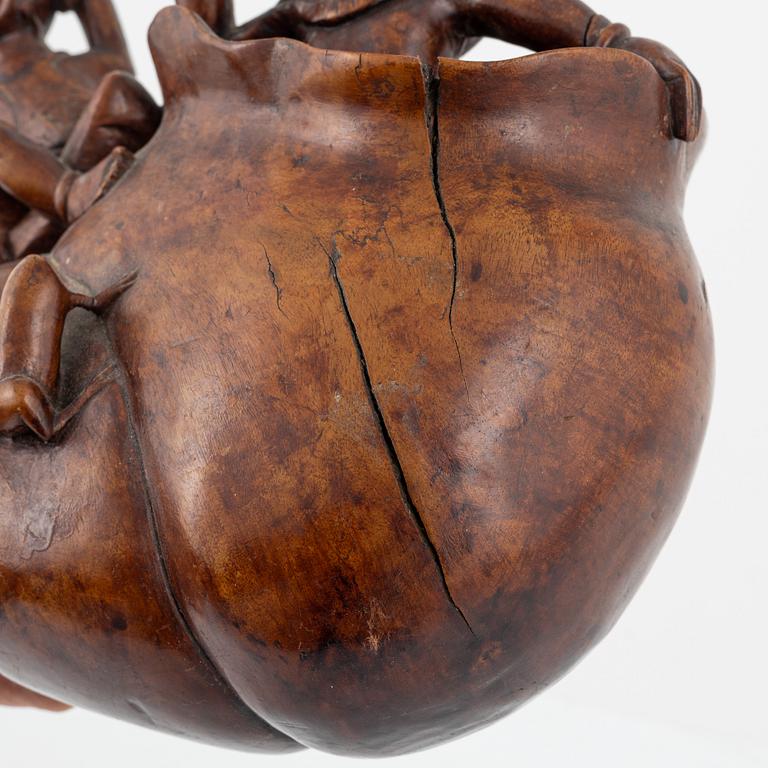 A Chinese root sculpture, Qing dynasty, 18th/19th Century.