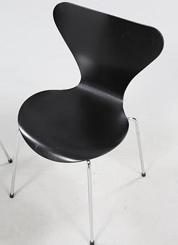STOLAR, 6 st, "Sjuan", Arne Jacobsen, Fritz Hansen, 2002.