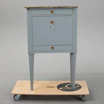 SEKRETÄR, gustaviansk stil, 1900-talets början.