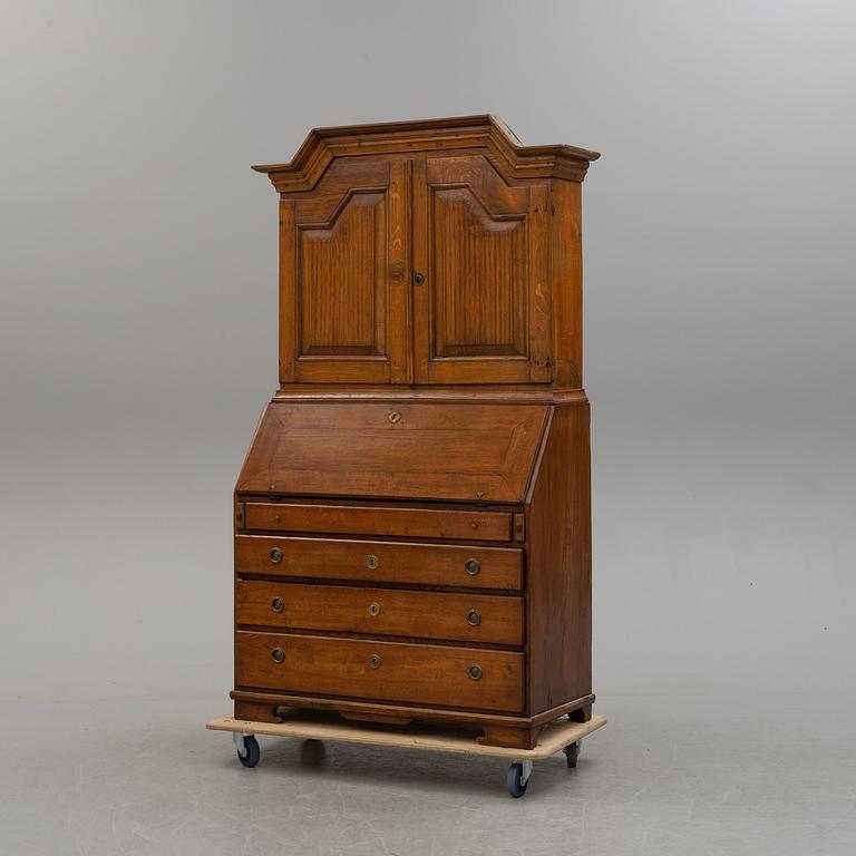 A swedish cabinet, first half of the 19th century.