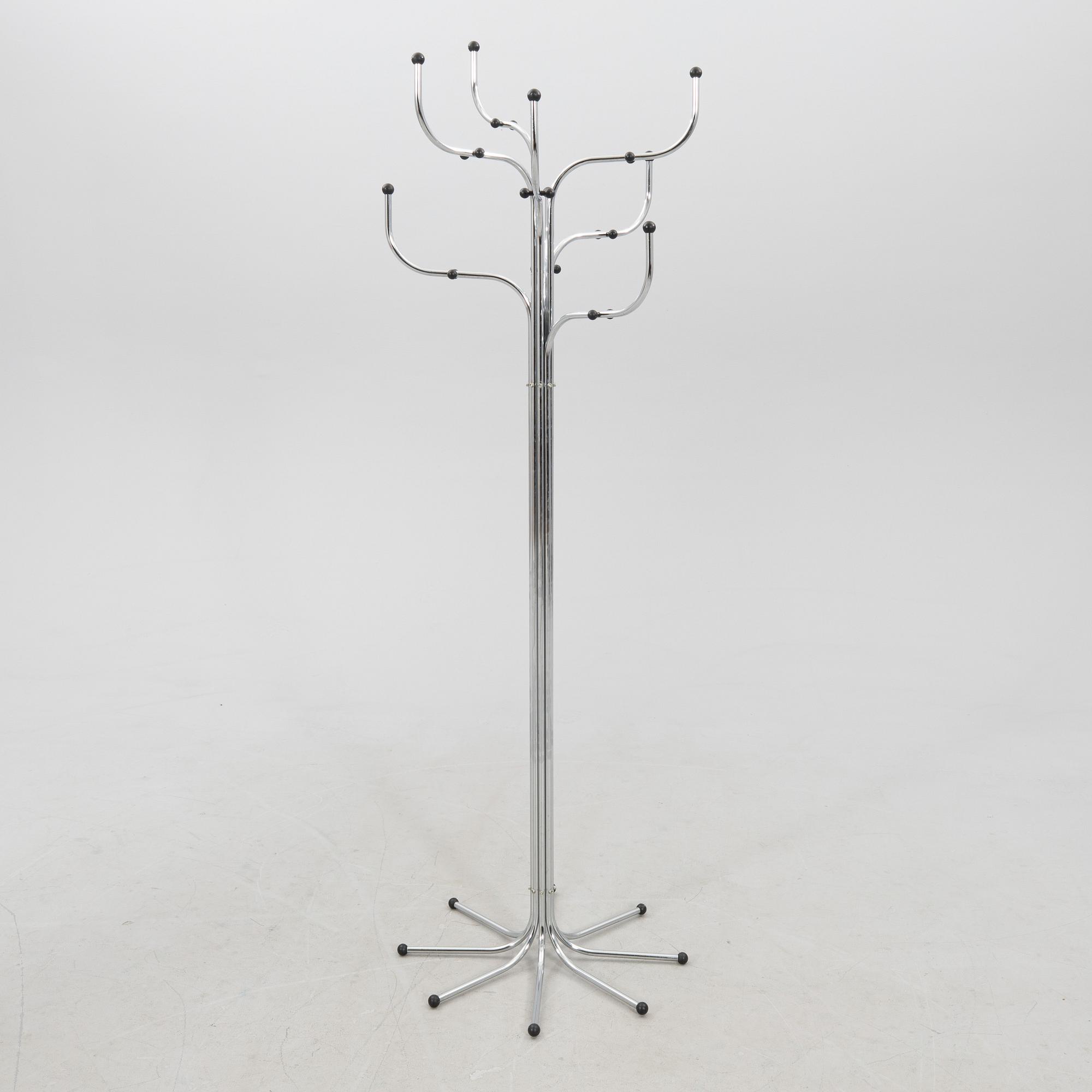 Sidse Werner, tamburmajor "Coat Tree" för Fritz Hansen Danmark omkring år 2000.