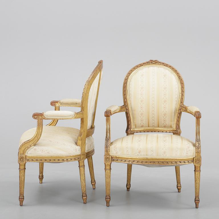 SALONGSGRUPP, 3 delar, gustaviansk stil, 1900-talets första hälft.