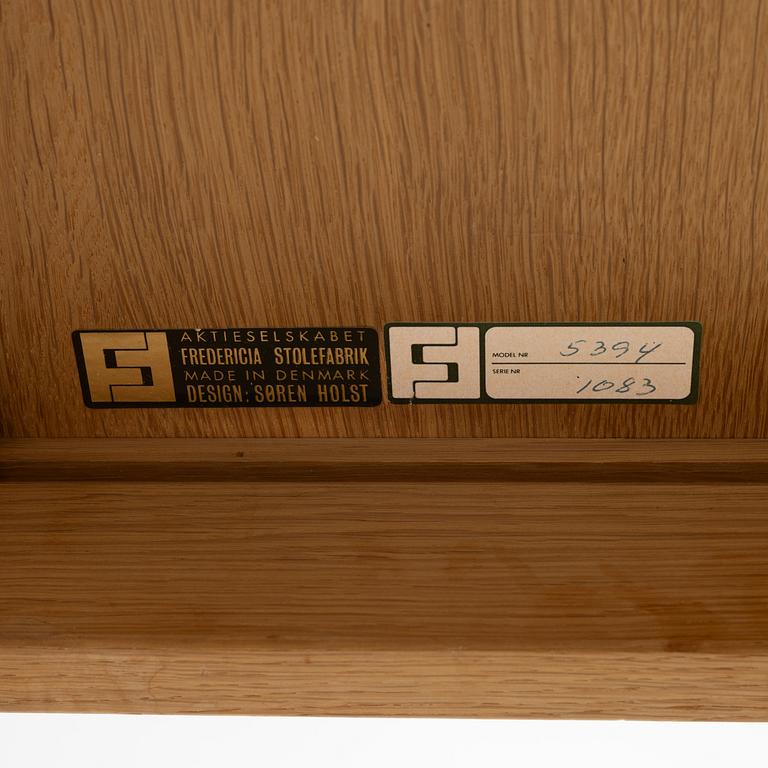Søren Holst, coffee table, model 5394, Fredericia Stolefabrik, Denmark, 1960s.