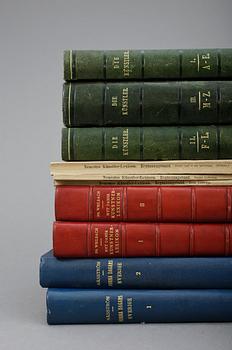 PARTI KONSTLEXIKON, 12 delar, bla "Dictionnaire des Peintres.." 1-3, av E. Benezit, Paris 1911-1923.