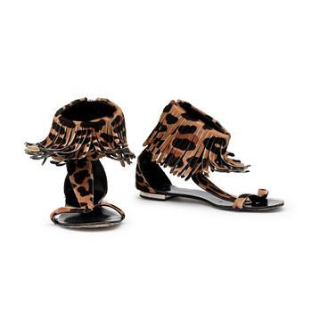 727. BALMAIN, DESIGN GIUSEPPE ZANOTTI, a pair of leopard patterned sandalettes.