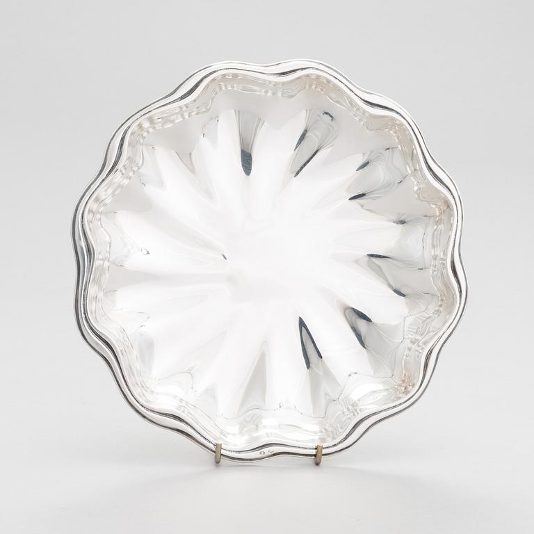 A Spanish silver bowl, approx. mid-20th century.