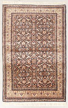 Matta orientalisk old ca 214x143 cm.