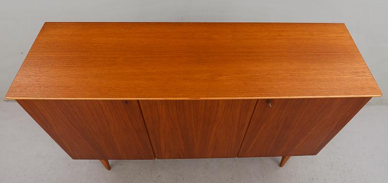 SIDEBOARD, 1900-talets andra hälft.