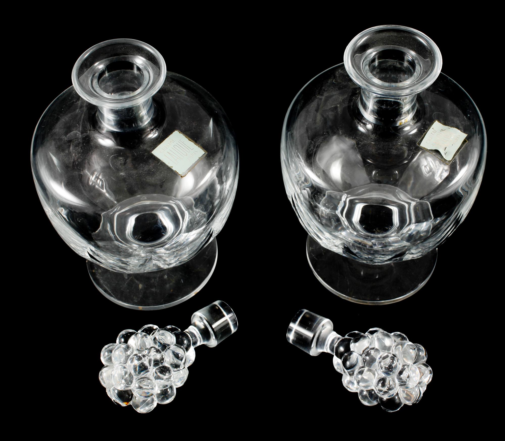 KARAFFER, ett par, glas, Lalique, 1900-talets andra hälft.